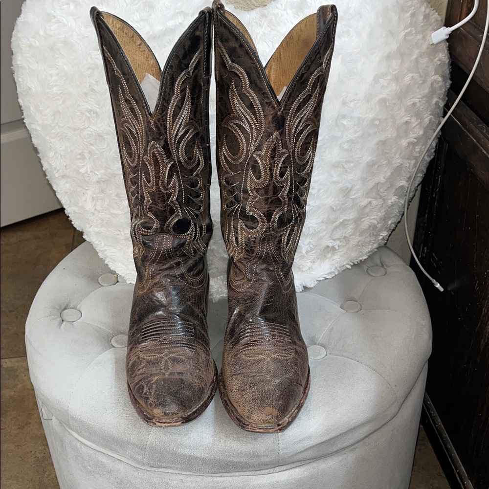 Classic Brown Embroidered Western Cowgirl  Boots